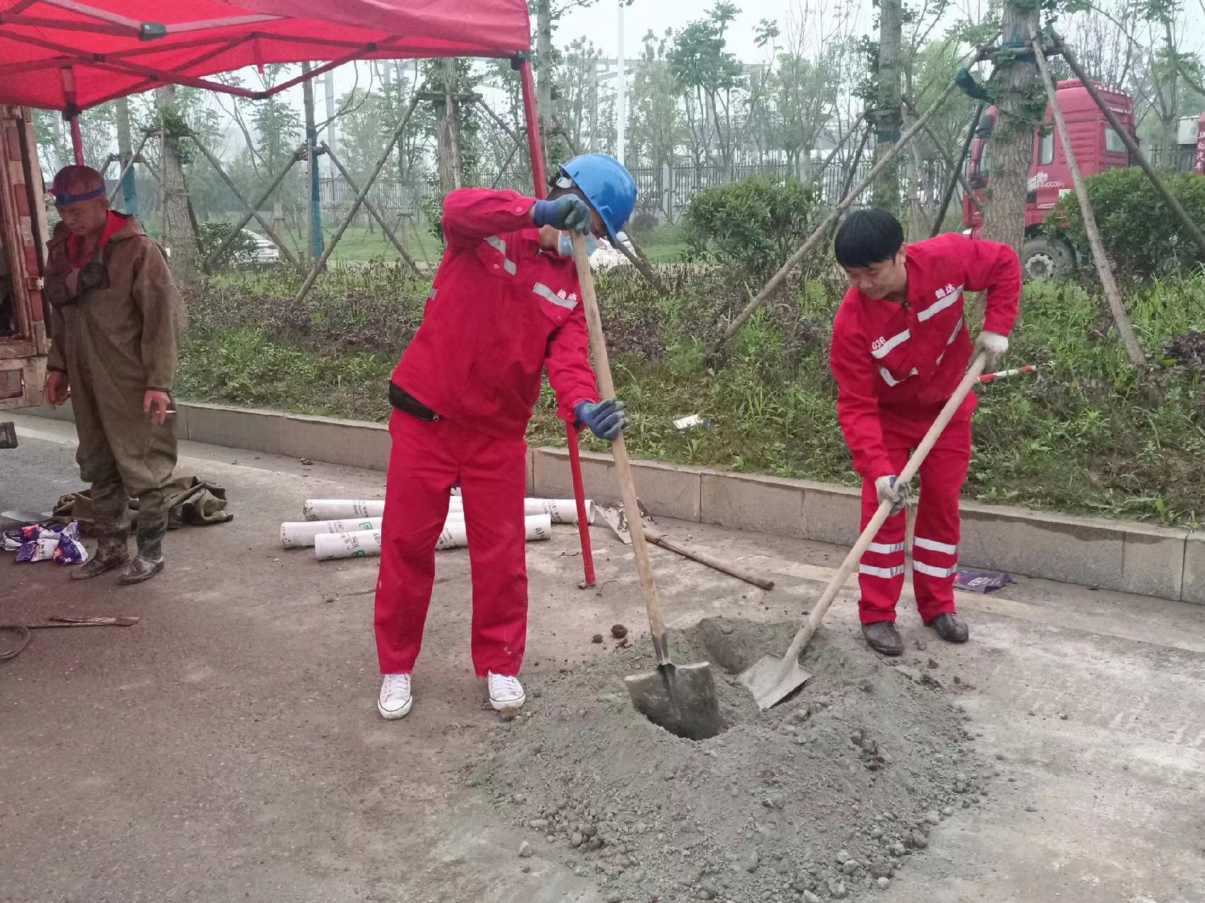 连云港管道疏通哪家好】及时进行市政管道清淤